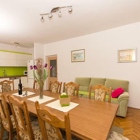 Apartman Domic Slatine Exterior photo