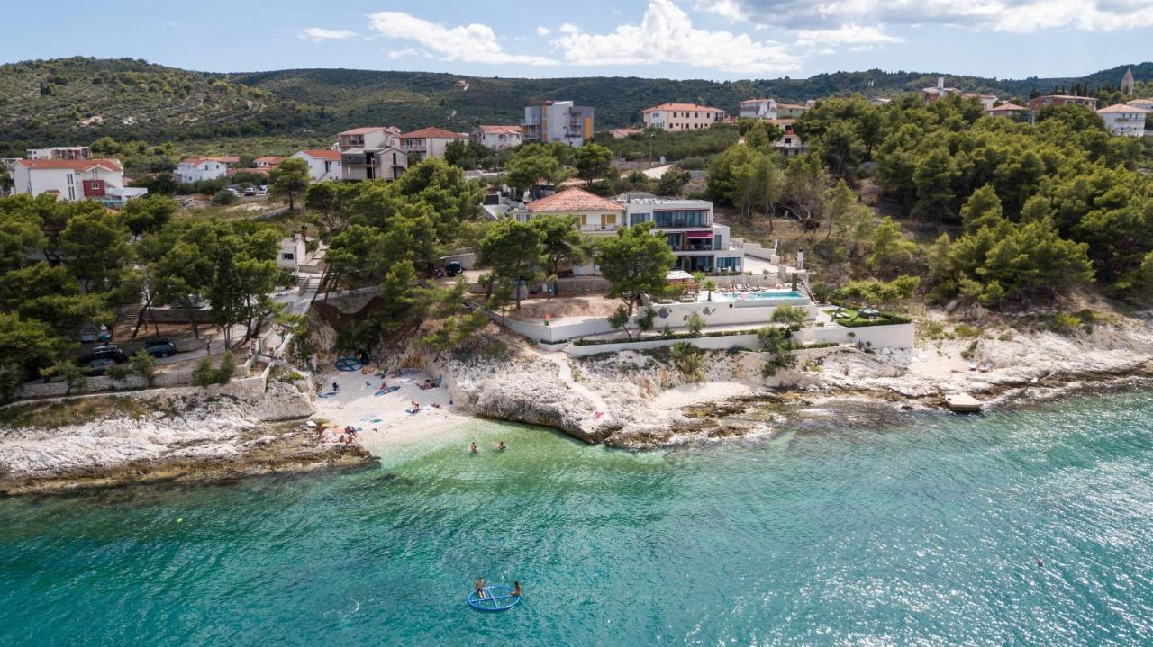 Apartman Domic Slatine Exterior photo